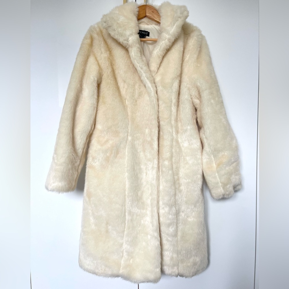 Venus cream faux fur coat size small